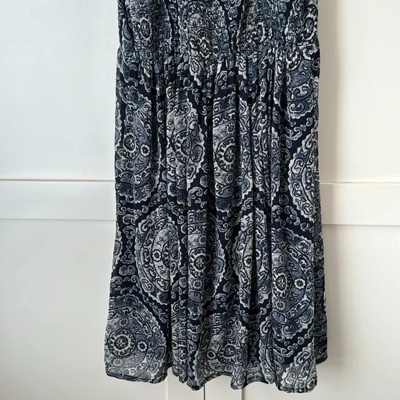 Hollister Women's Strappy Paisley Blue White Dress Small - Picture 7 of 9